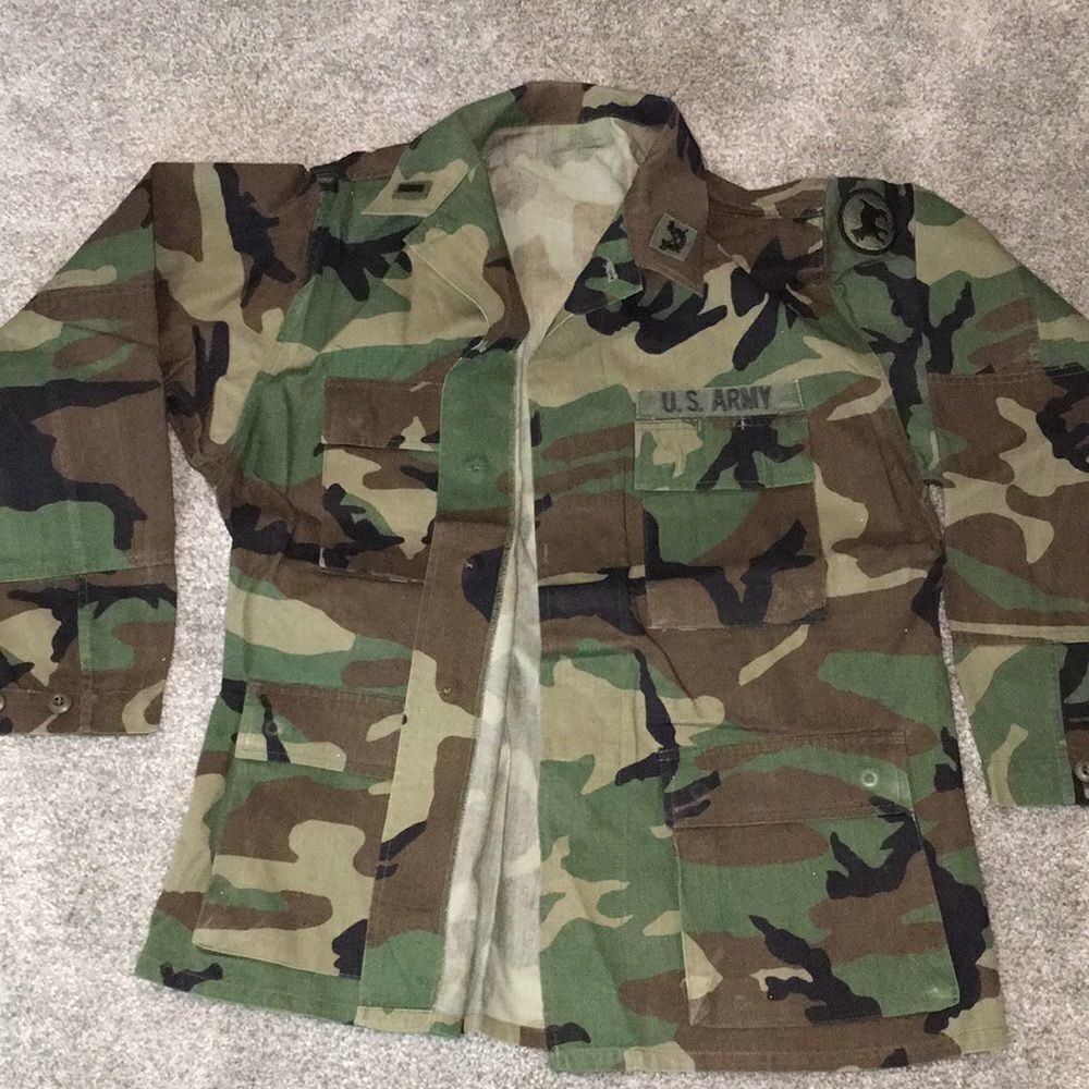 Us Army Woodland Camo camouflage military button down shirt jacket M regular BDU